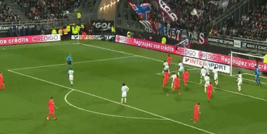 弗里克解锁巴萨复兴密码，欧冠生死战前的全面剖析