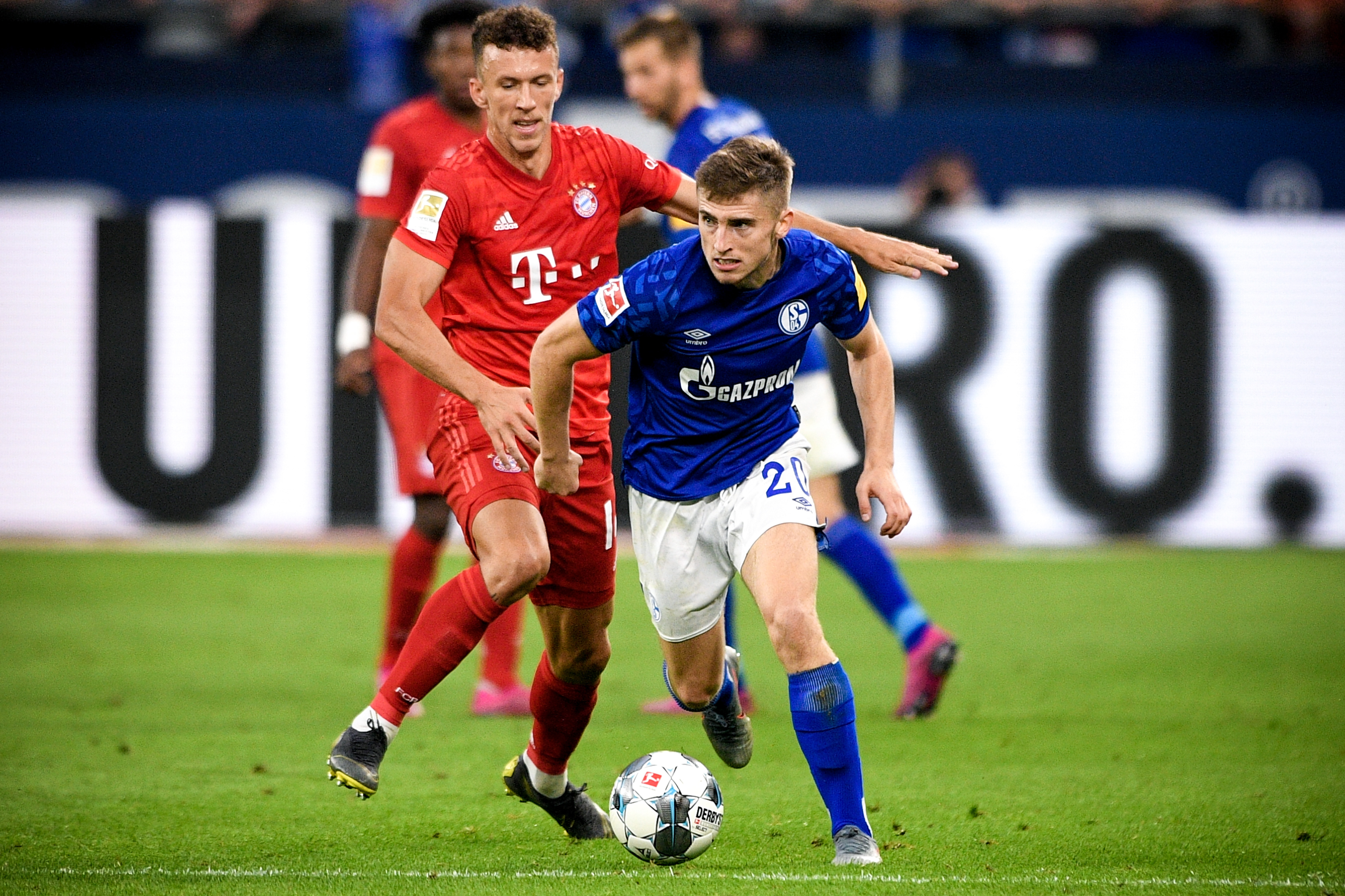 比肩传奇！SGA近100场得分&抢断等数据仅次于同区间乔丹