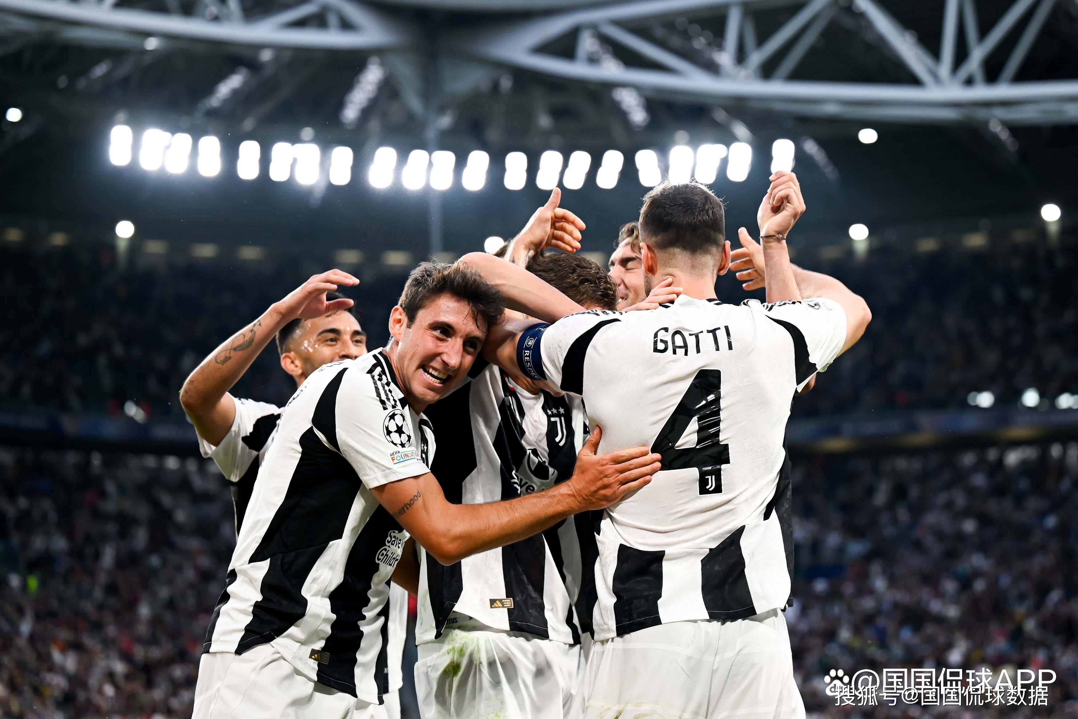 Shams：安东尼·戴维斯计划在今天对阵湖人的比赛中复出